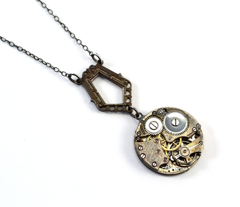 products/AntiquedSilverSteampunkNecklace.jpg