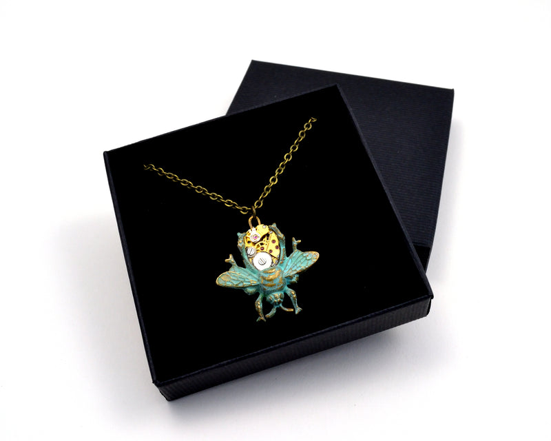 products/Green_Bee_Necklace.jpg