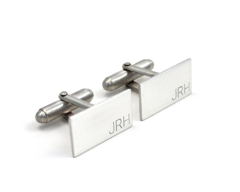 products/engraved-silver-cuff-links-minimalist-custom-initial-cuff-links-13.jpg