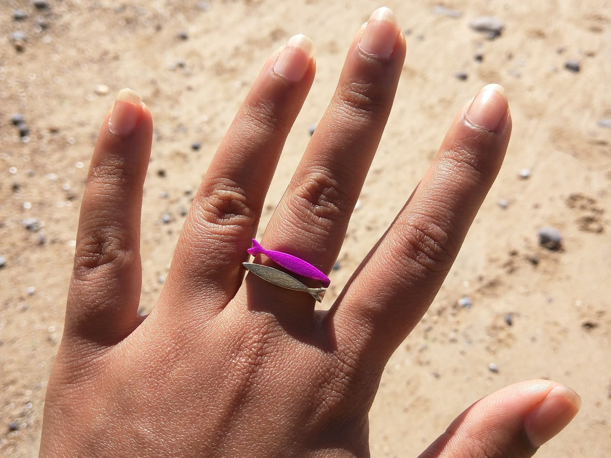 Fish Ring, Keep Swimming