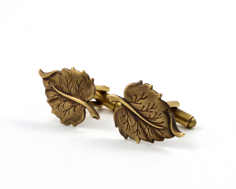 files/GiftforGardenerLeafCuffLinks4.jpg