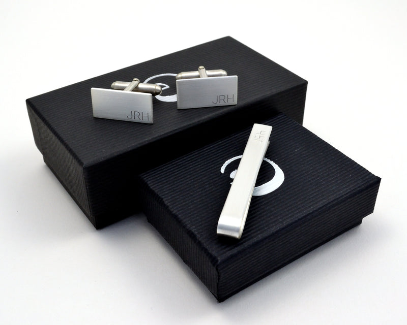 products/Engraved_silver_cuff_links_and_tie_clip_set_3.jpg