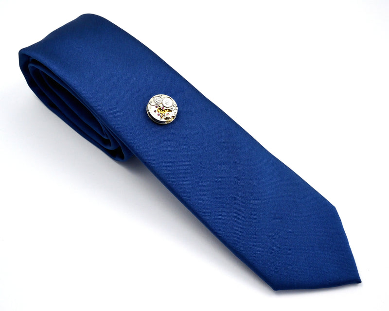 products/Steampunk_Watch_Pin_on_Tie.jpg
