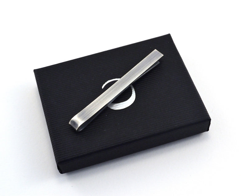 products/antiqued-sterling-silver-tie-bar-groomsmen-gift-02.jpg