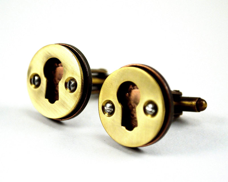 products/escutcheon-cufflinks-queen-elizabeth-ii-04.jpg