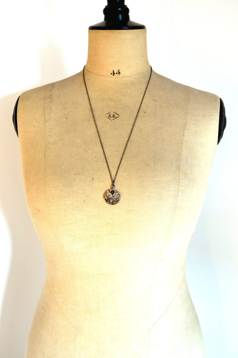 products/garnet-set-steampunk-watch-necklace-january-birth-stone-03.jpg
