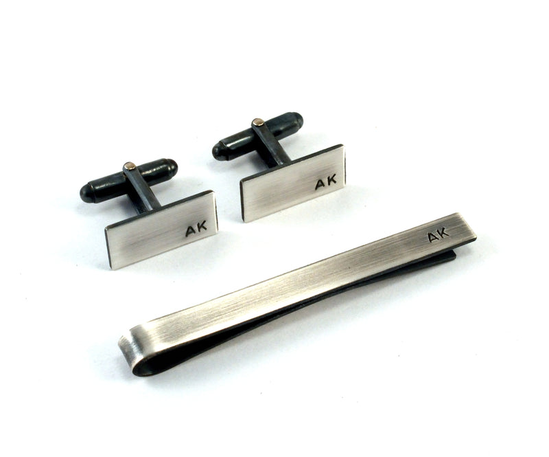 products/monogrammed-mens-gift-set-sterling-silver-cufflinks-and-tie-bar-00.jpg