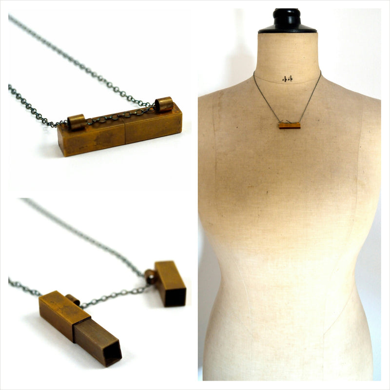 products/secret-message-locket-secret-compartment-necklace-04.jpg
