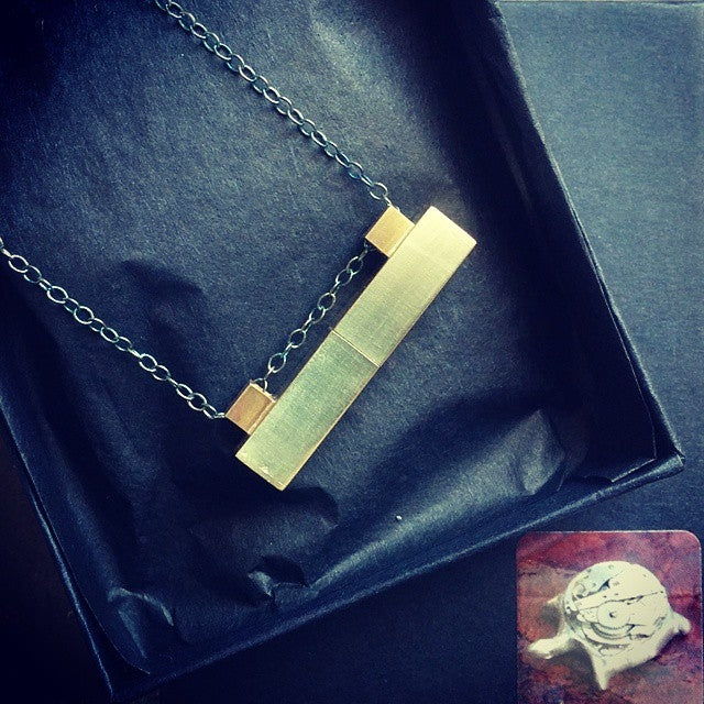 products/secret-message-locket-secret-compartment-necklace-05.jpg